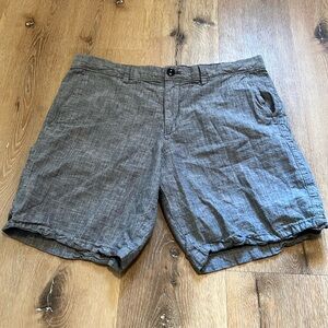 Banana Republic Mens Shorts Size 34 flat front